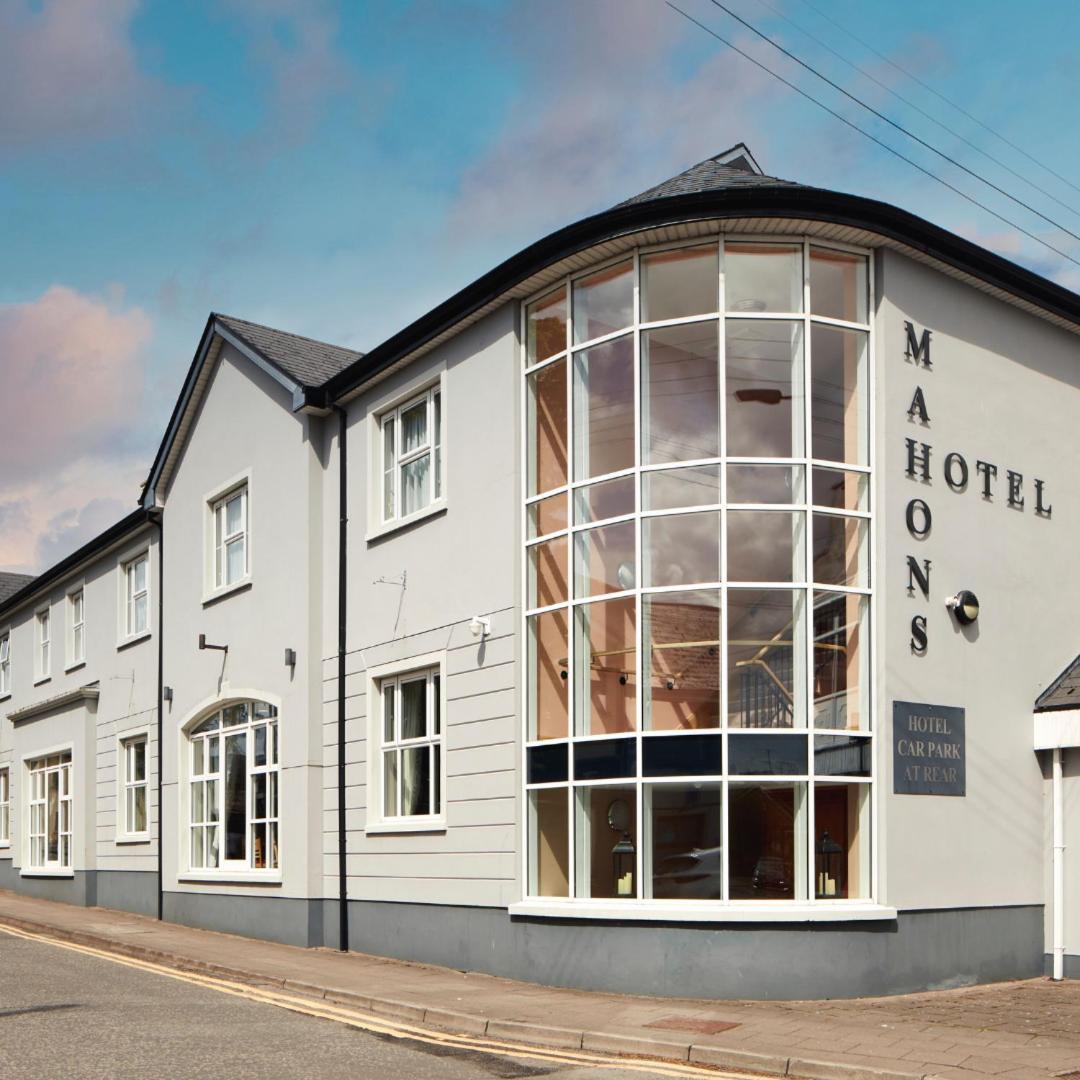 Mahon'S Hotel Irvinestown Eksteriør bilde
